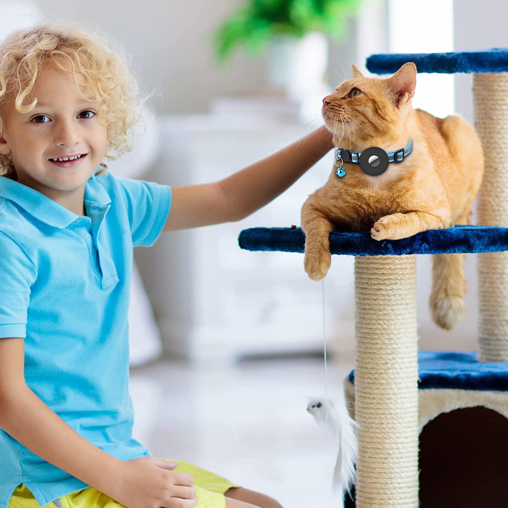AirTag Cat Collar — Reflective with Bell