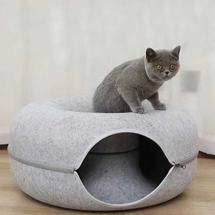Felt Donut Cat Bed with Tunnel - 2-in-1 Interactive Hideaway for Cats